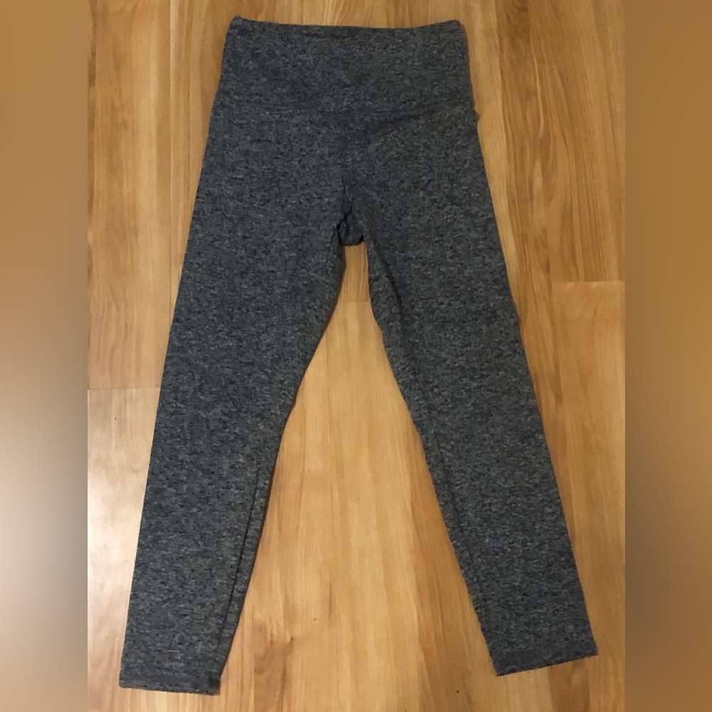 Zobha Women's Gray Leggings